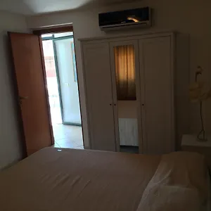 3* Couette-café Natoli