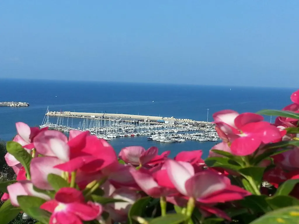 Garibaldi Relais Bed & Breakfast Sciacca 3*,